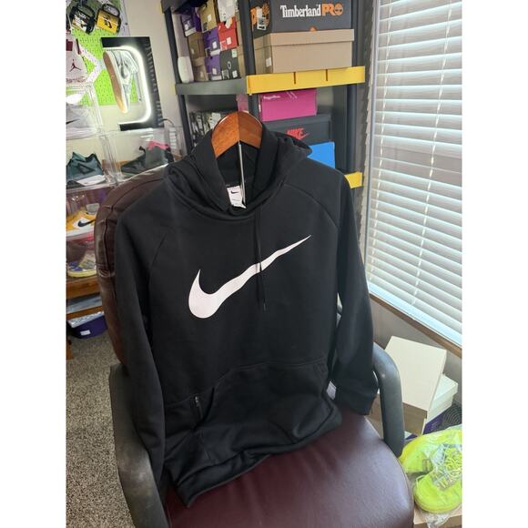 Size XL Nike Hoodie - Picture 1 of 4